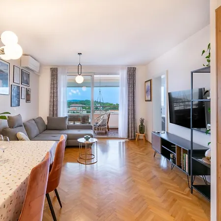 Maja Superior Appartement *